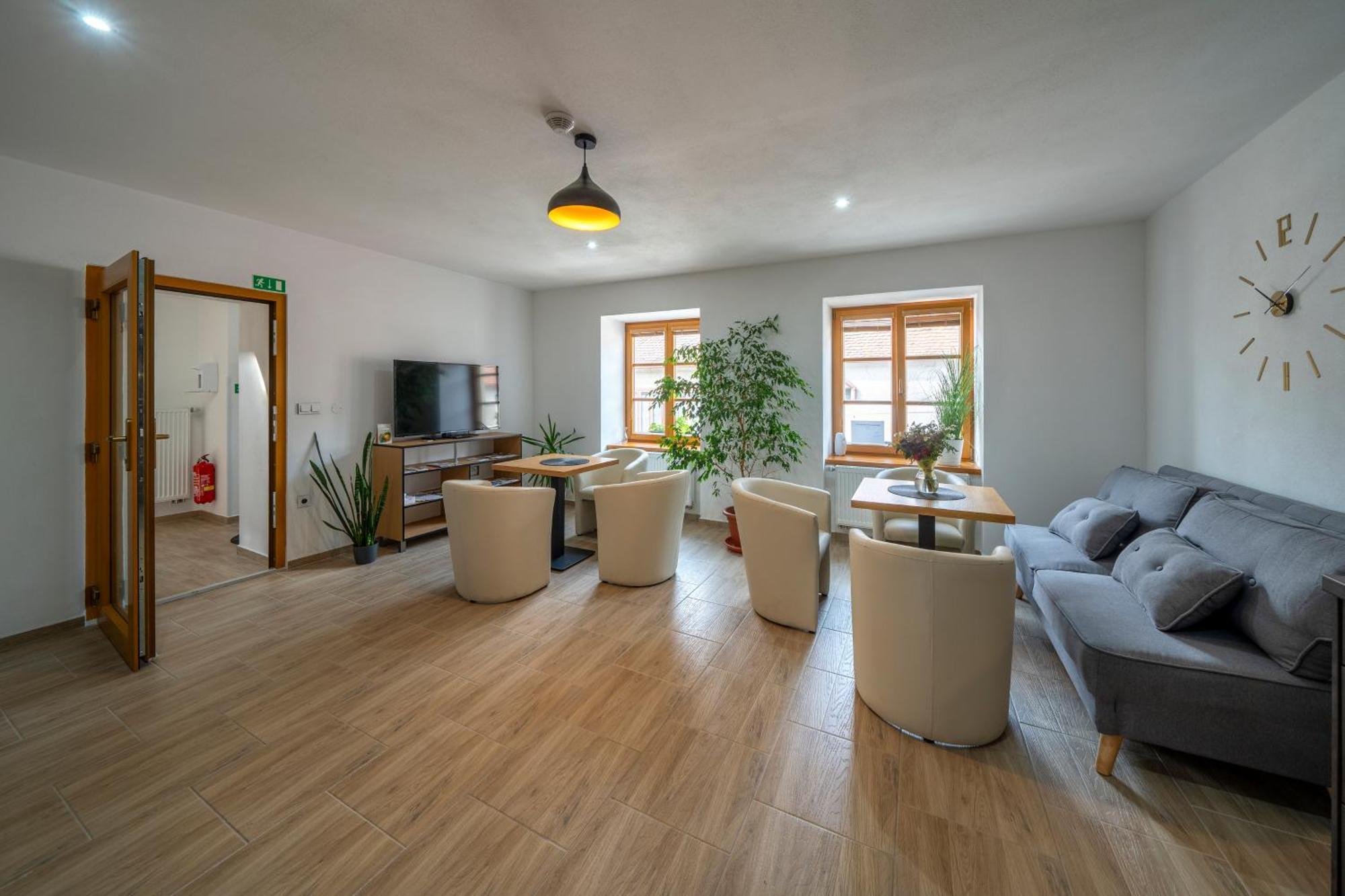 Apartmany Pod Namestim 2 Телч Экстерьер фото
