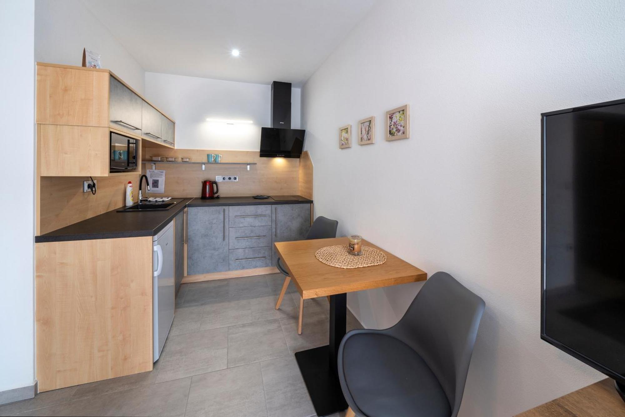 Apartmany Pod Namestim 2 Телч Экстерьер фото