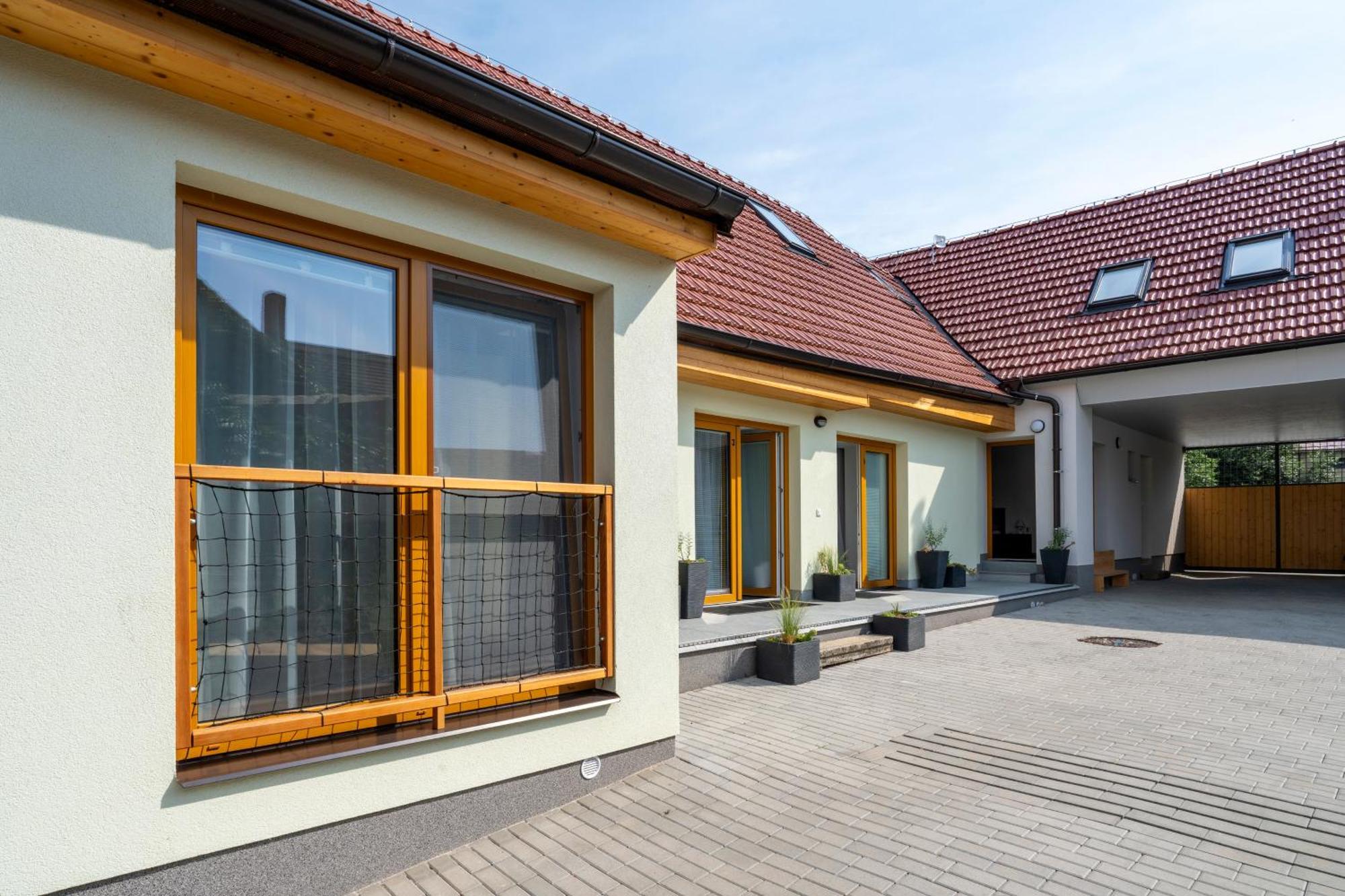 Apartmany Pod Namestim 2 Телч Экстерьер фото